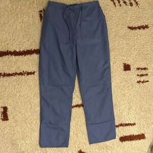Women’s scrubs pants